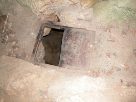 Leány-barlang 2003