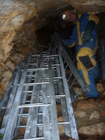 Láner Olivér-barlang kiépítés