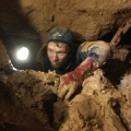 Szifonúszás a Vacska-barlang mélypontján